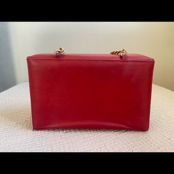 Red Leather Box Purse with Gold Link Chain by Via Repubblica// Butter Leather - Picture 6 of 9